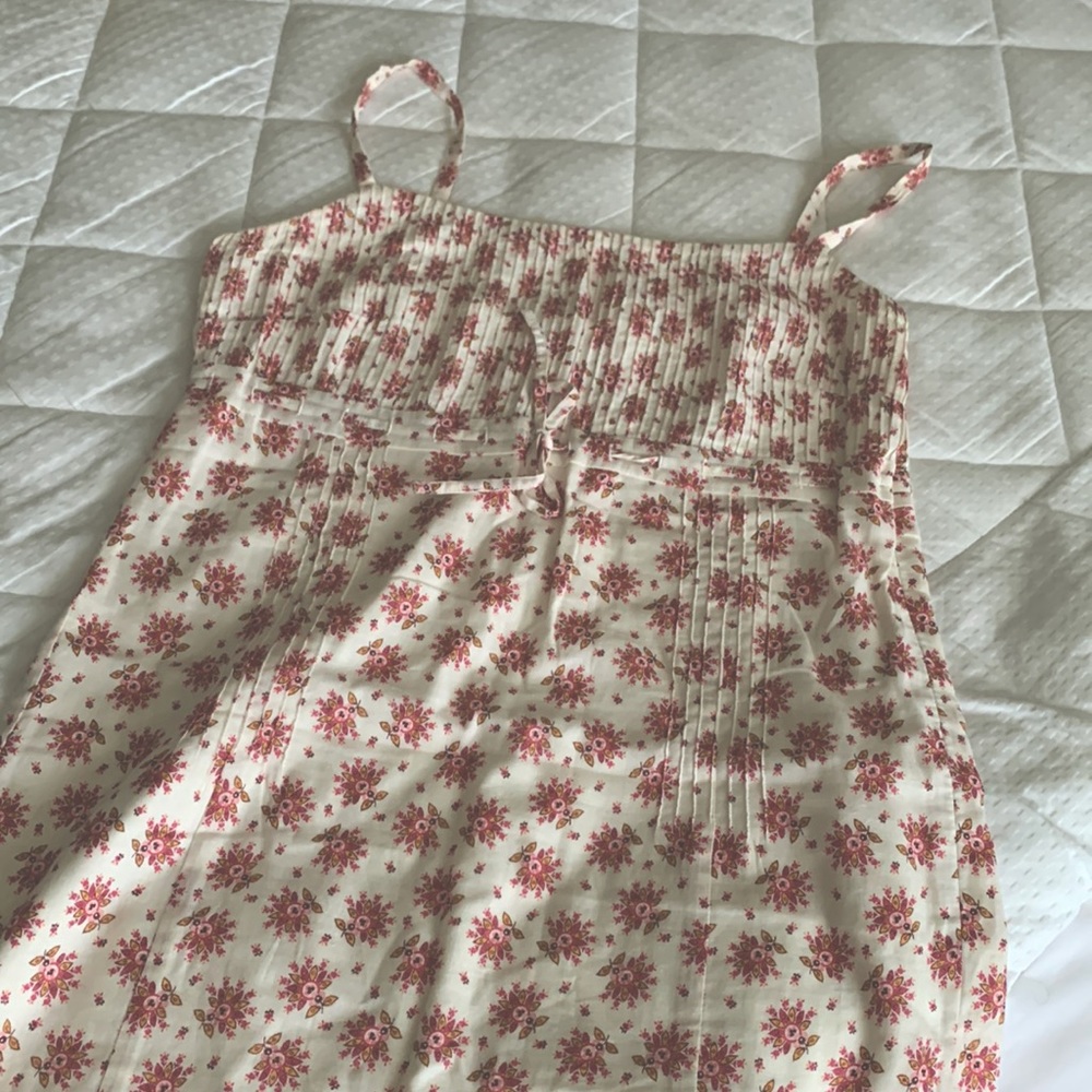 Loft stripped dress. Size 10 . new without tag